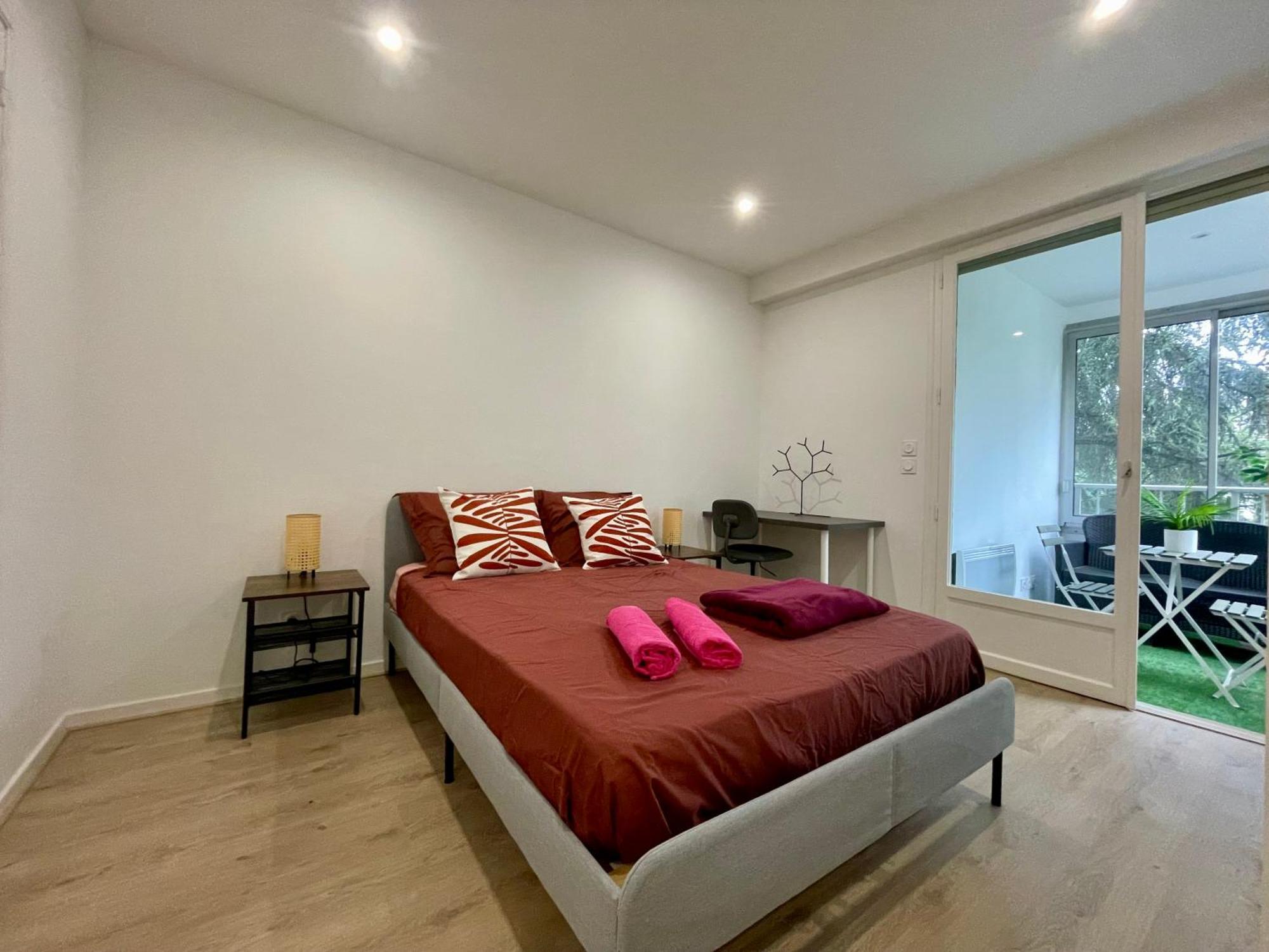 Bngo I Le Spacieux I 3 Chambres, 2 Salles De Bain, Parking Prive Gratuit, 8 Personnes, Vieux Lyon Hypercentre Eksteriør bilde