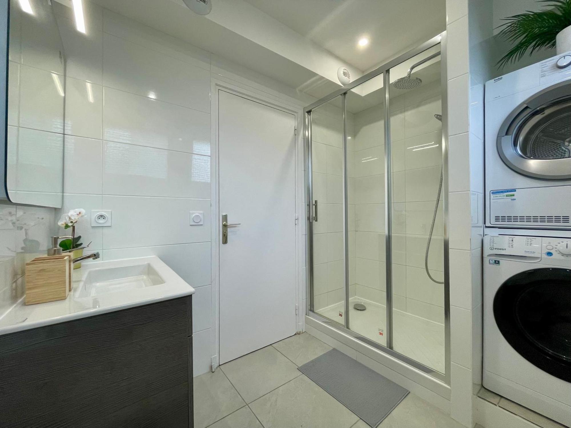 Bngo I Le Spacieux I 3 Chambres, 2 Salles De Bain, Parking Prive Gratuit, 8 Personnes, Vieux Lyon Hypercentre Eksteriør bilde