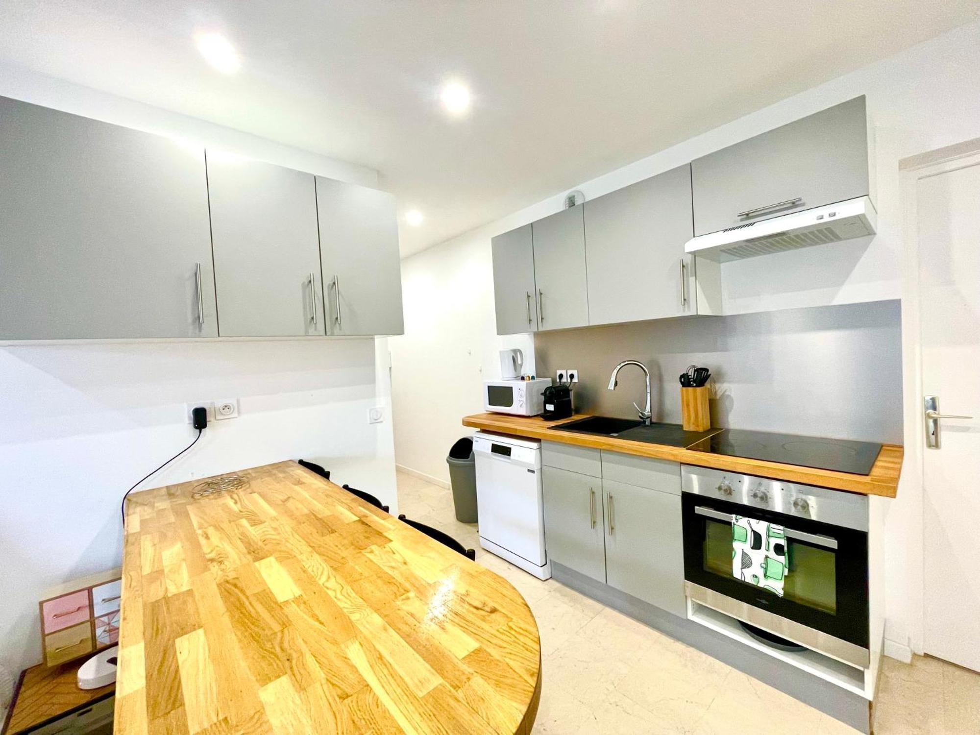 Bngo I Le Spacieux I 3 Chambres, 2 Salles De Bain, Parking Prive Gratuit, 8 Personnes, Vieux Lyon Hypercentre Eksteriør bilde