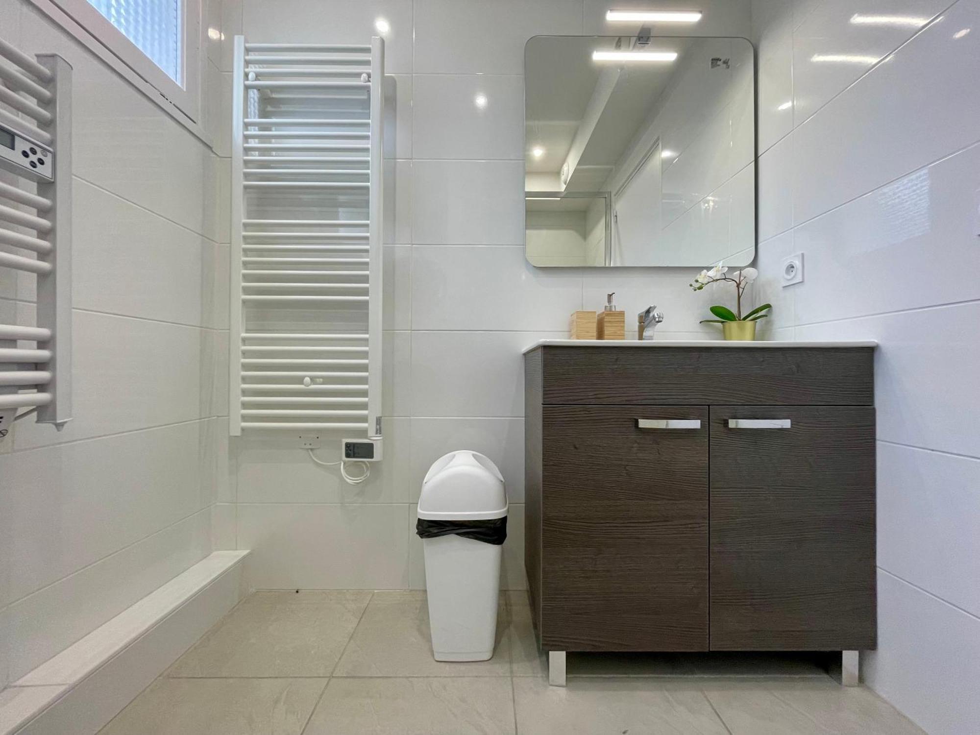 Bngo I Le Spacieux I 3 Chambres, 2 Salles De Bain, Parking Prive Gratuit, 8 Personnes, Vieux Lyon Hypercentre Eksteriør bilde